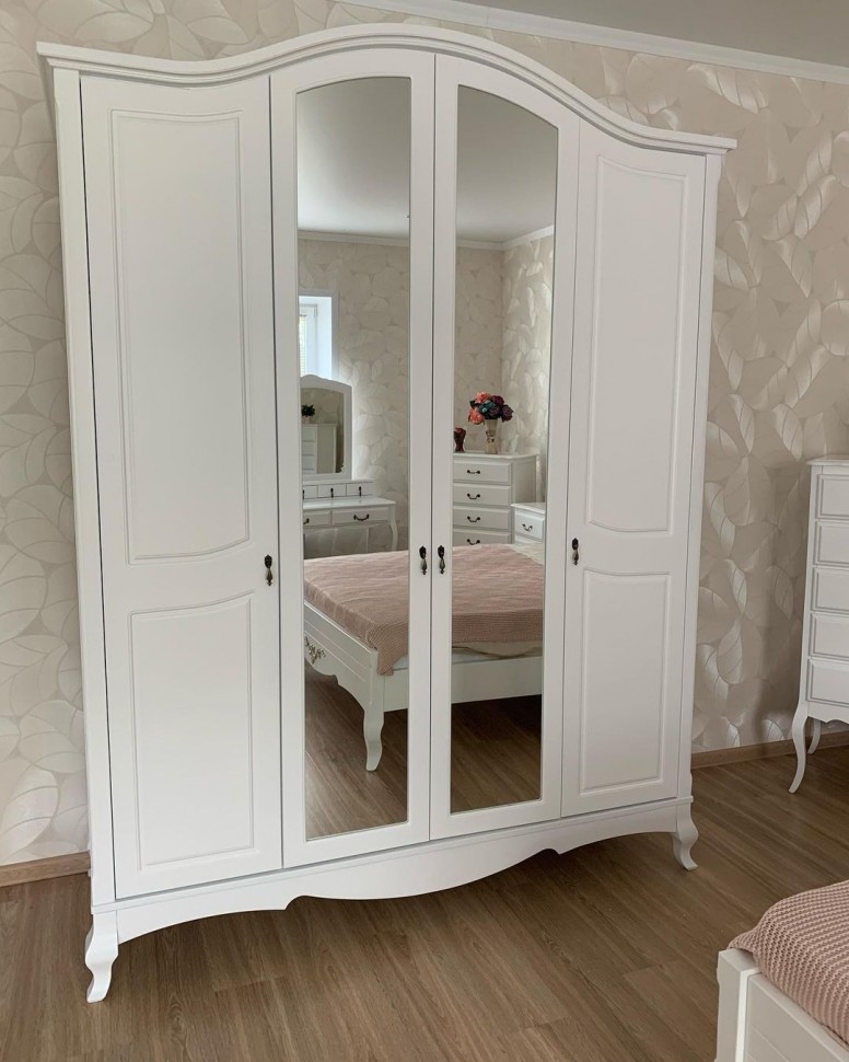 Шкаф "Авиньон" 4-х ств.