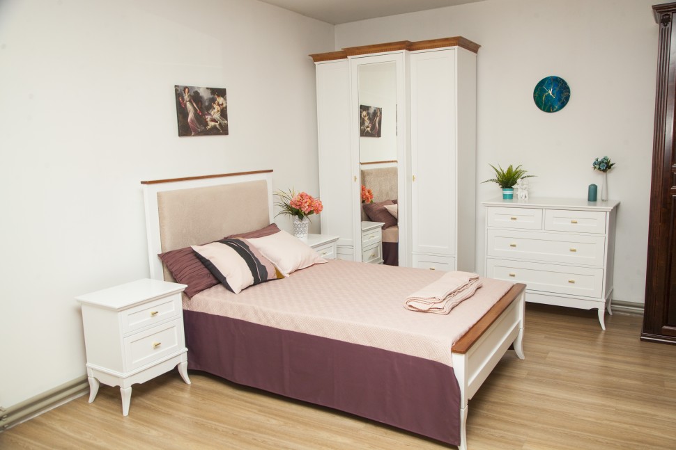 Кровать "Римини" с мягкой вставкой